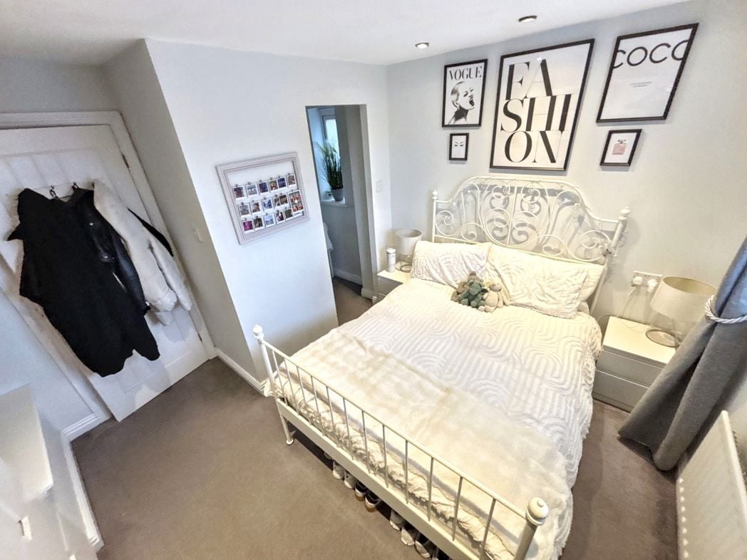 Property image 18 of 30