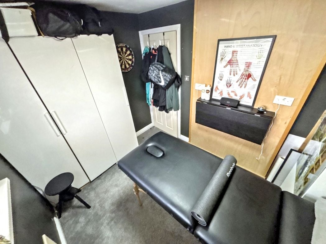 Property image 24 of 30