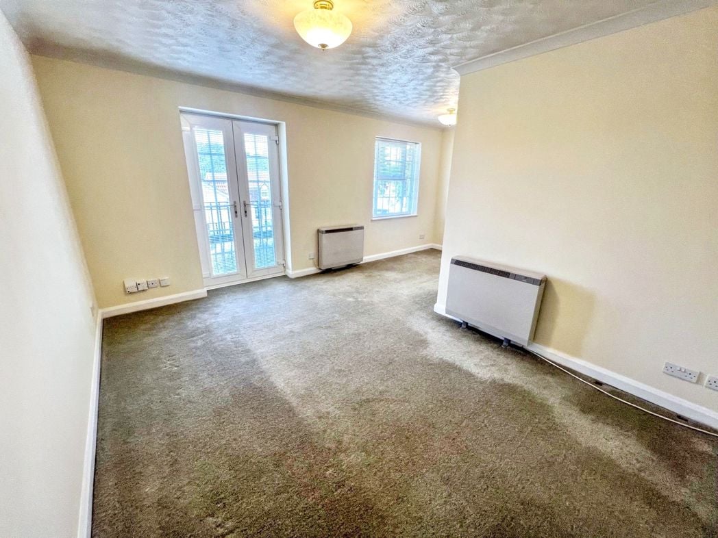 Property image 9 of 11