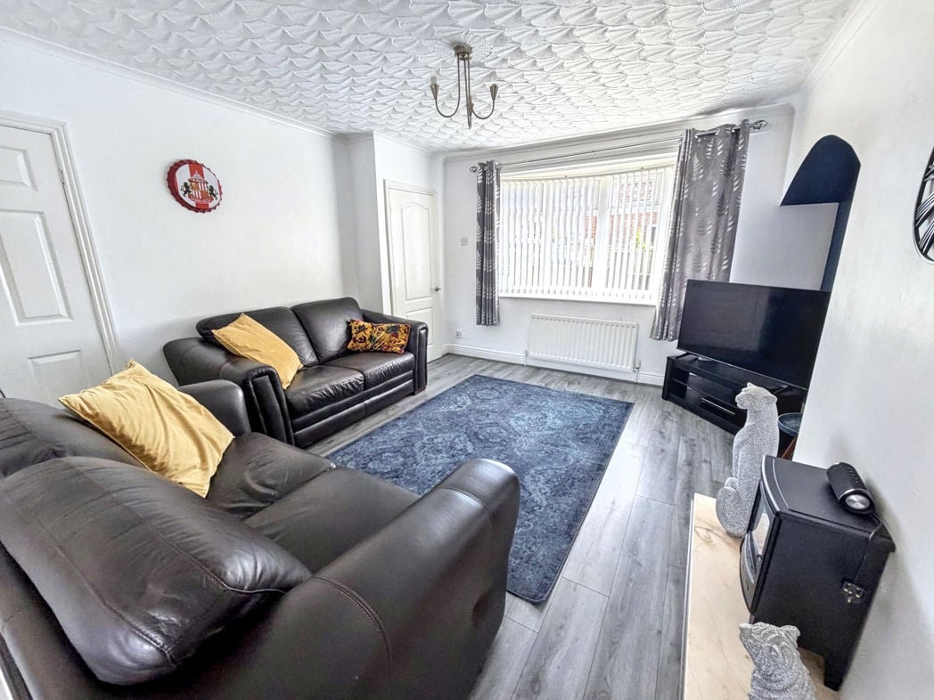 Property image 4 of 18