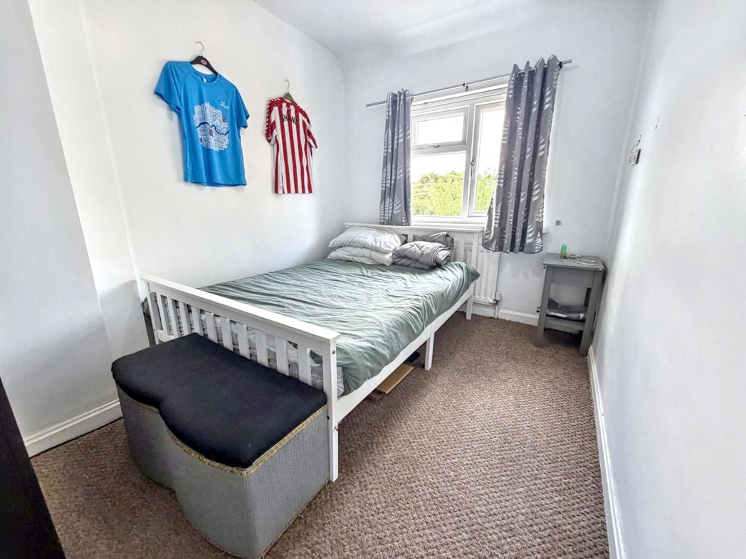 Property image 11 of 18