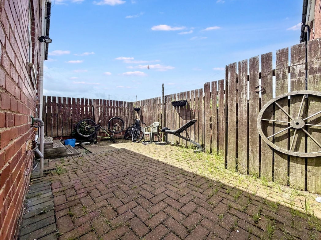 Property image 18 of 18