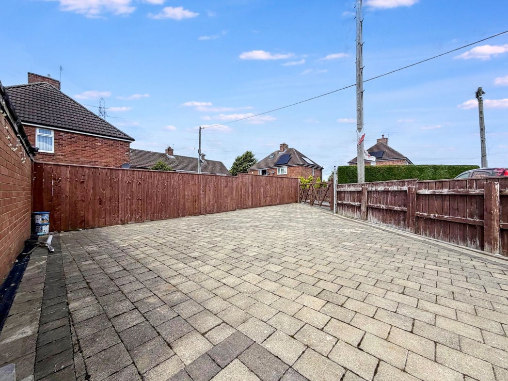 Property image 17 of 18