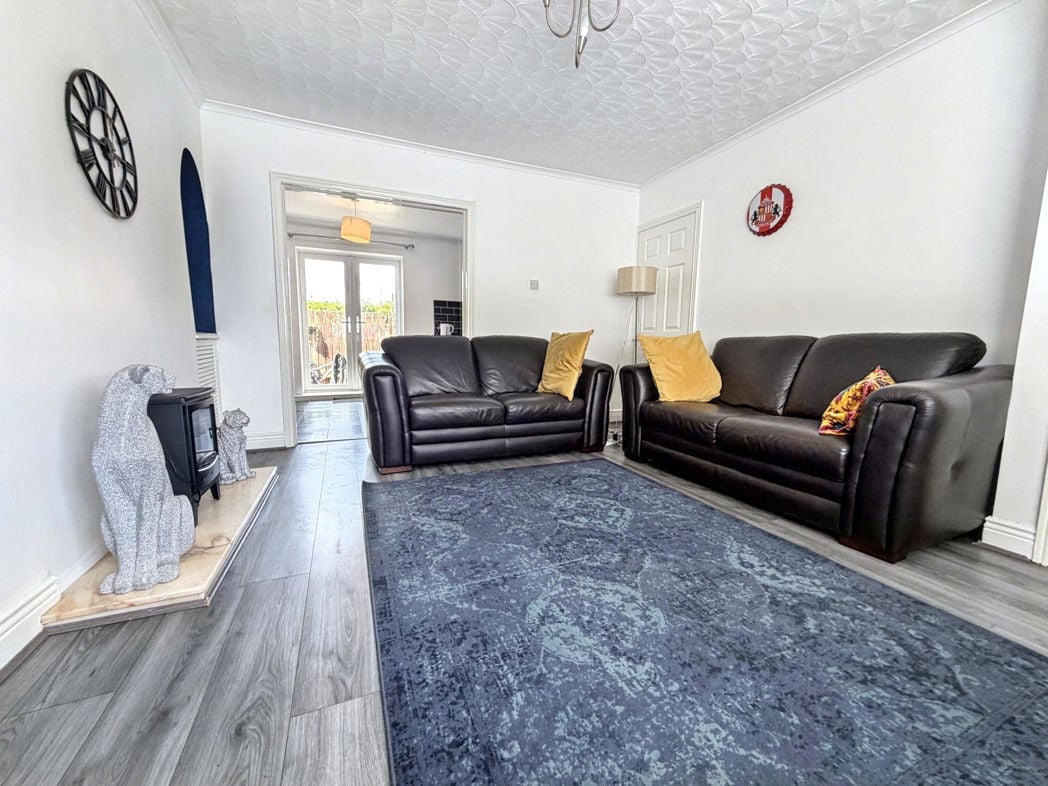 Property image 2 of 18