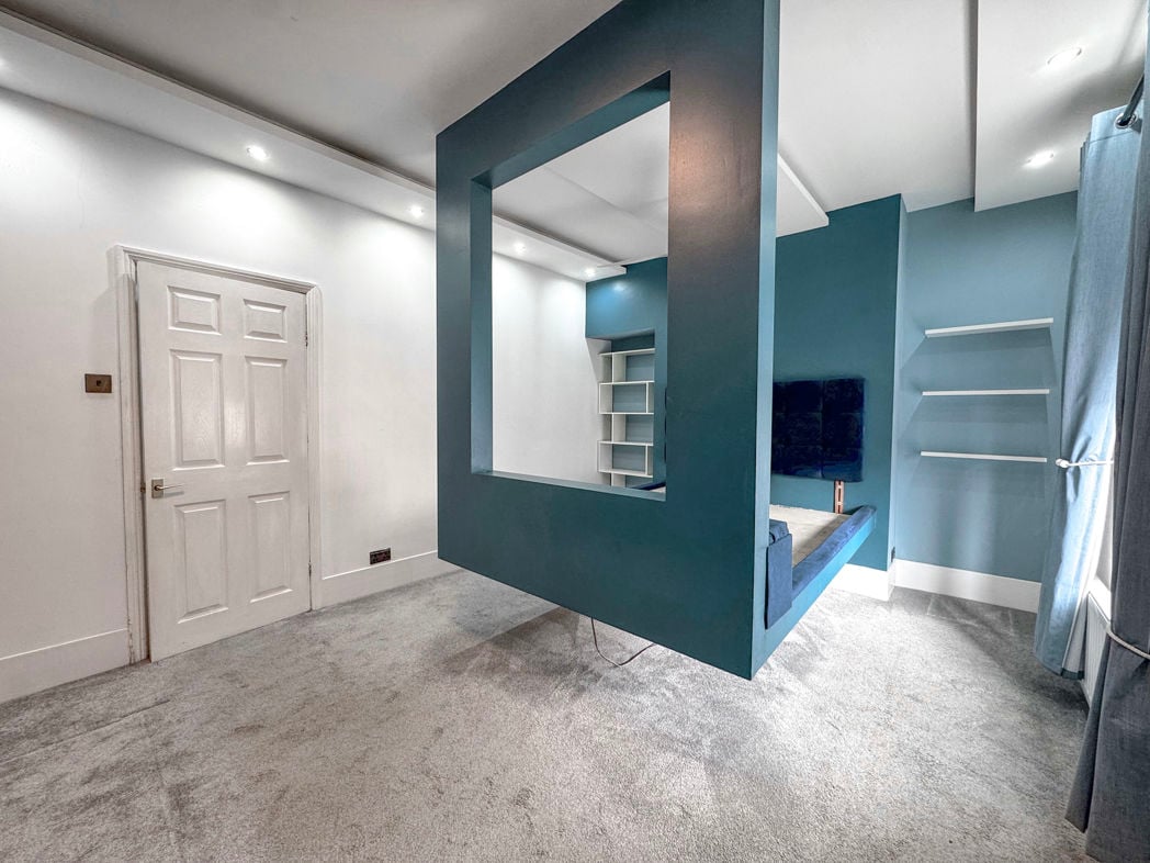 Property image 1 of 14