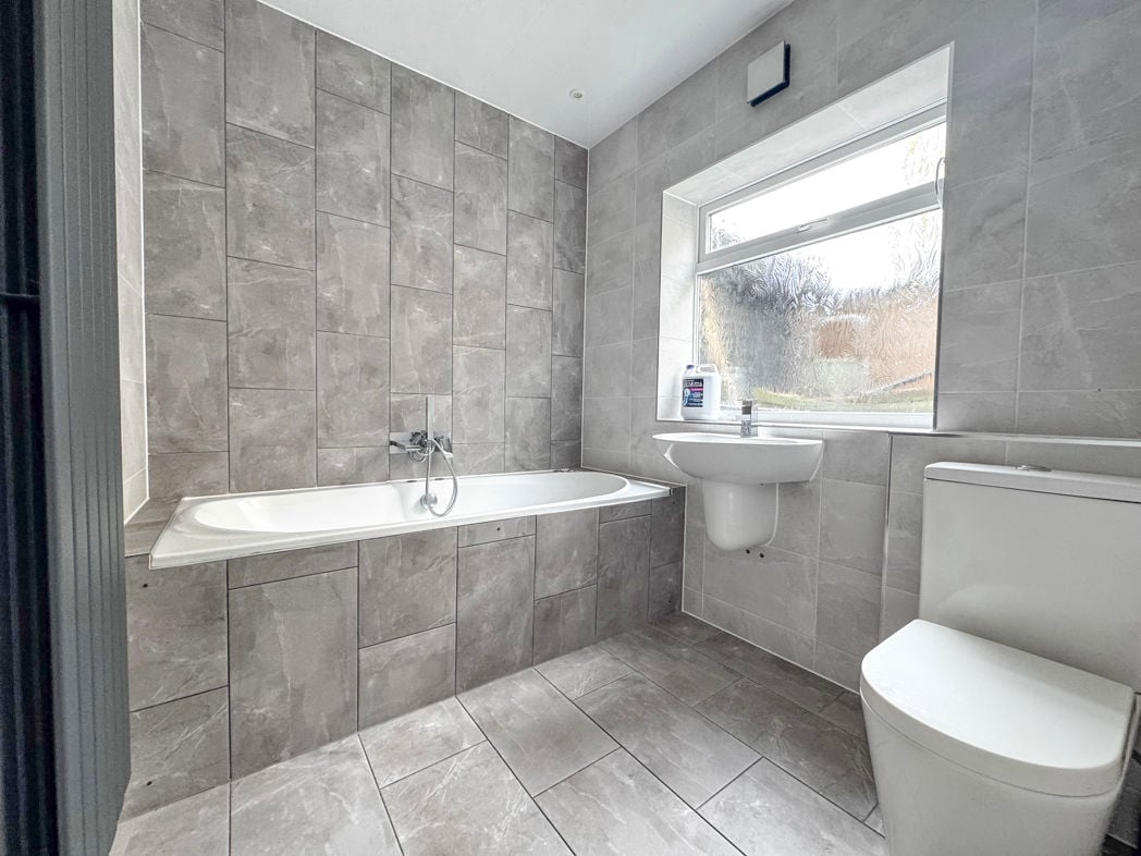 Property image 2 of 14