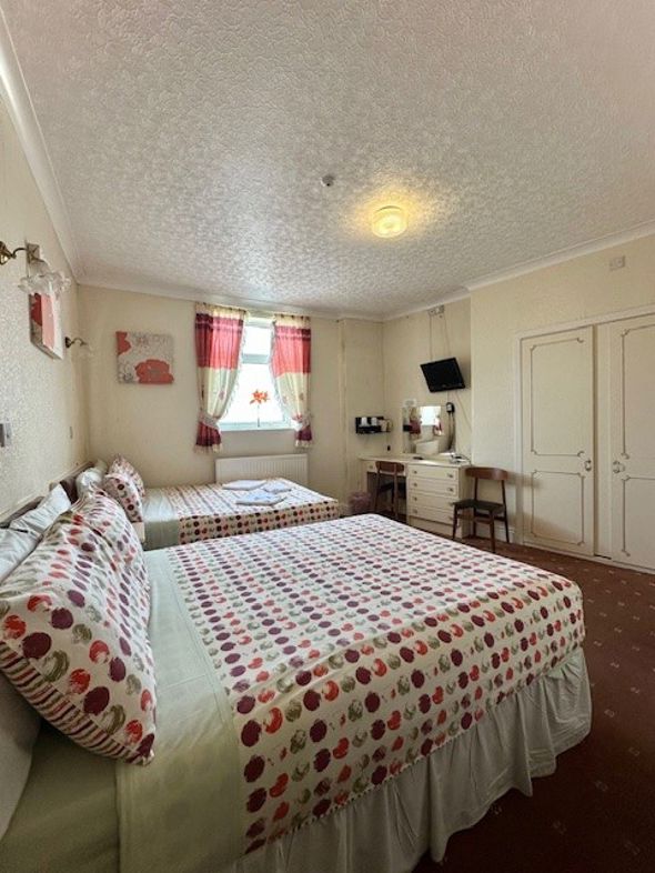 Property image 23 of 28