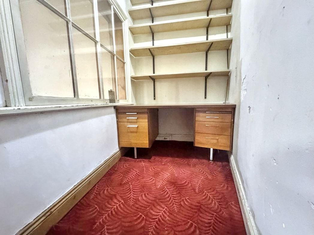 Property image 19 of 31