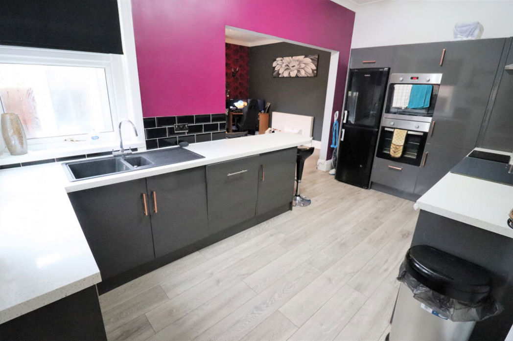 Property image 3 of 22