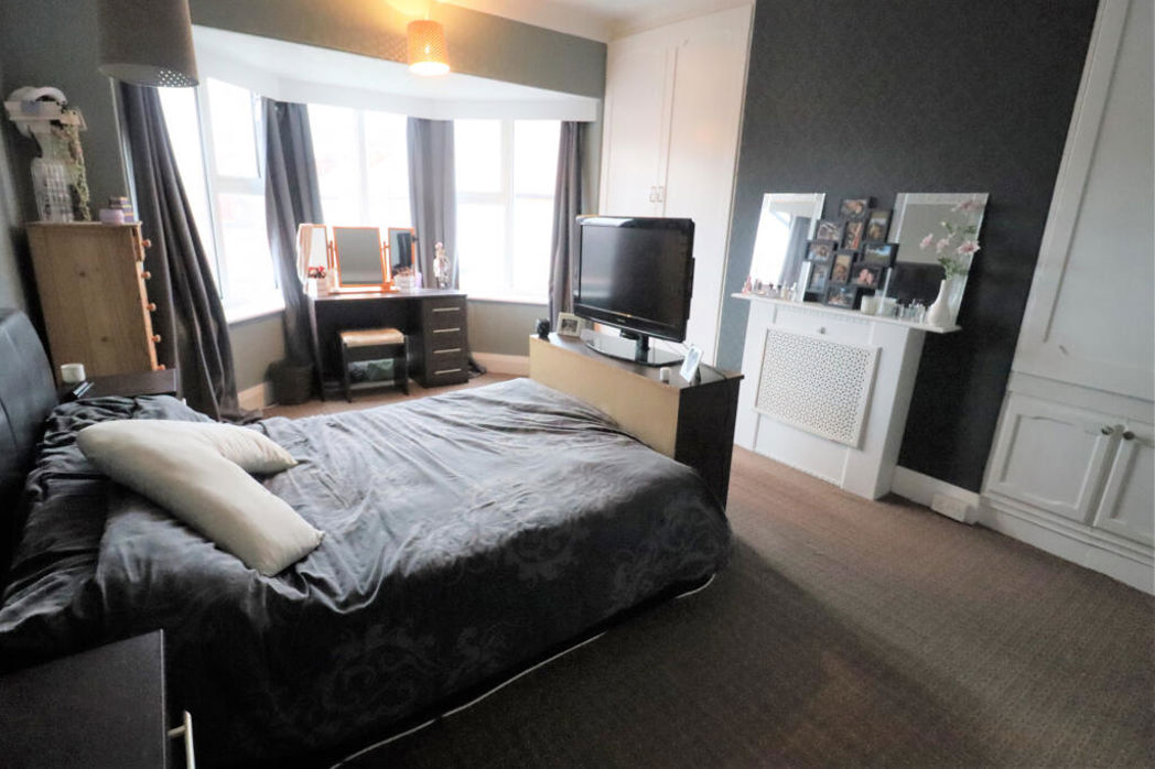Property image 8 of 22
