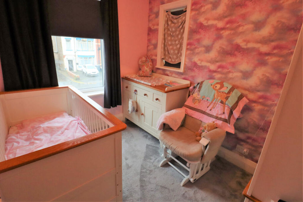 Property image 9 of 22
