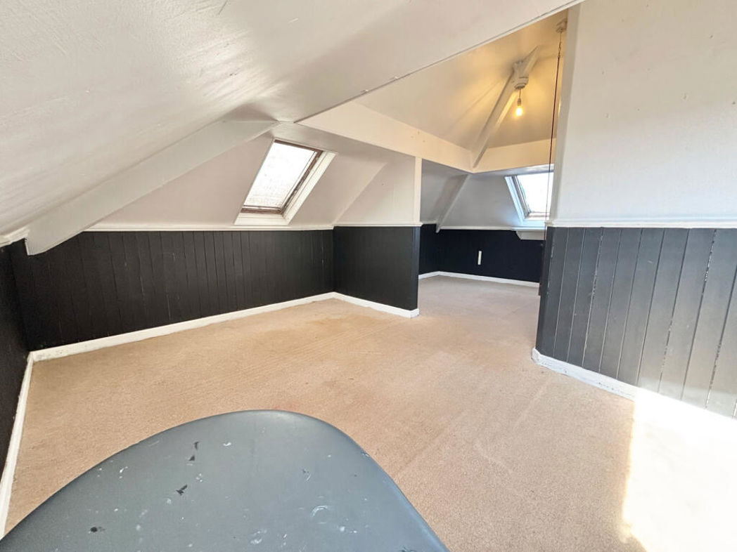 Property image 13 of 22