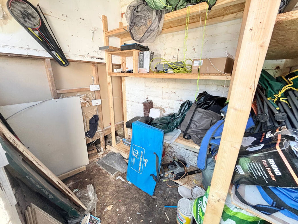 Property image 16 of 22