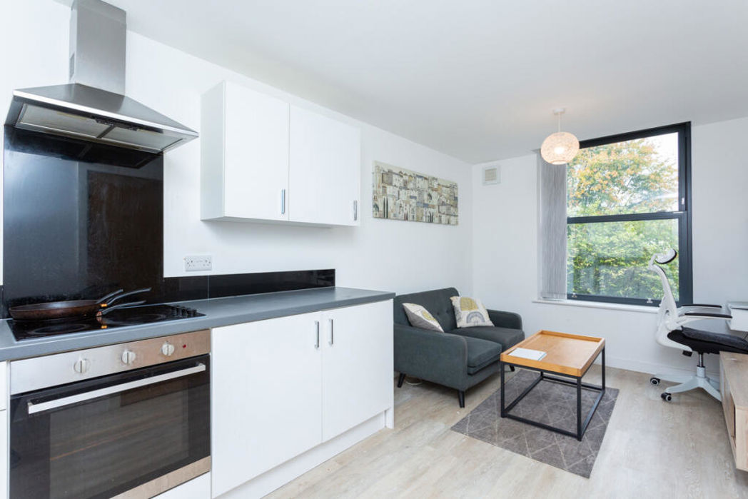Property image 3 of 12
