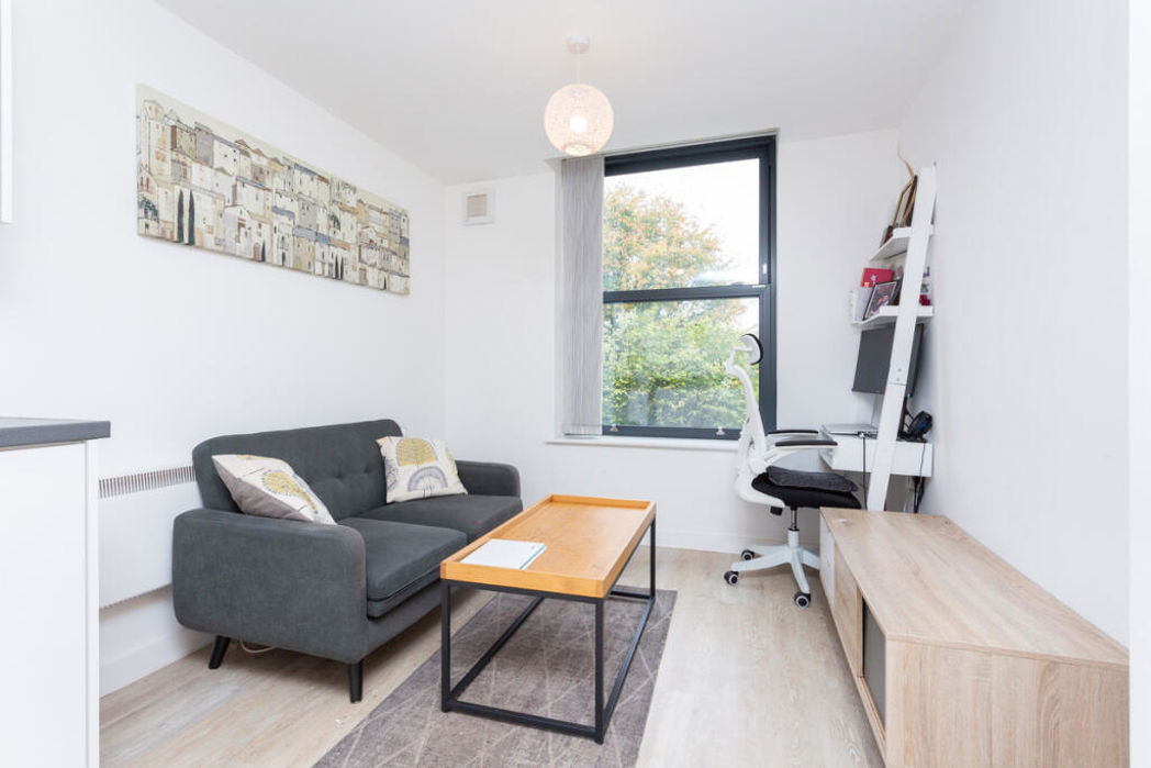 Property image 2 of 12