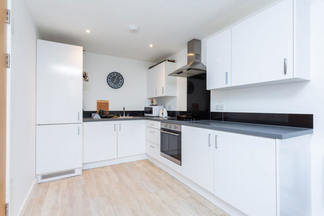 Property image 4 of 12