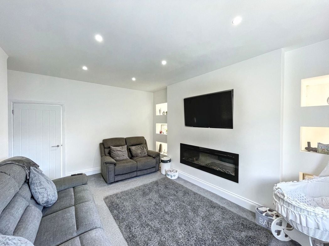 Property image 3 of 15