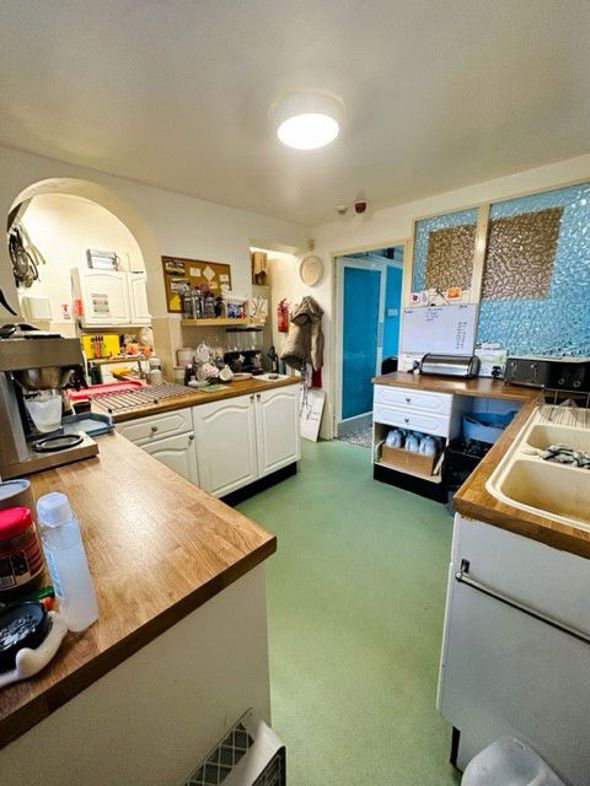 Property image 17 of 51