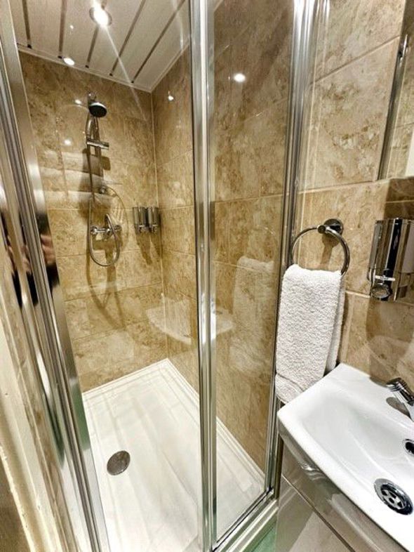 Property image 31 of 51