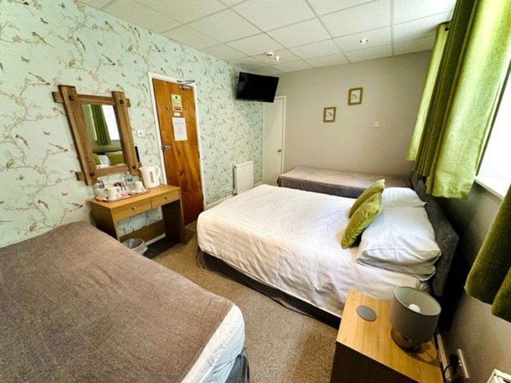 Property image 40 of 51