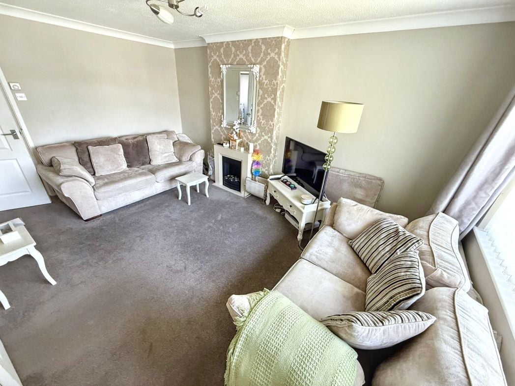 Property image 3 of 16