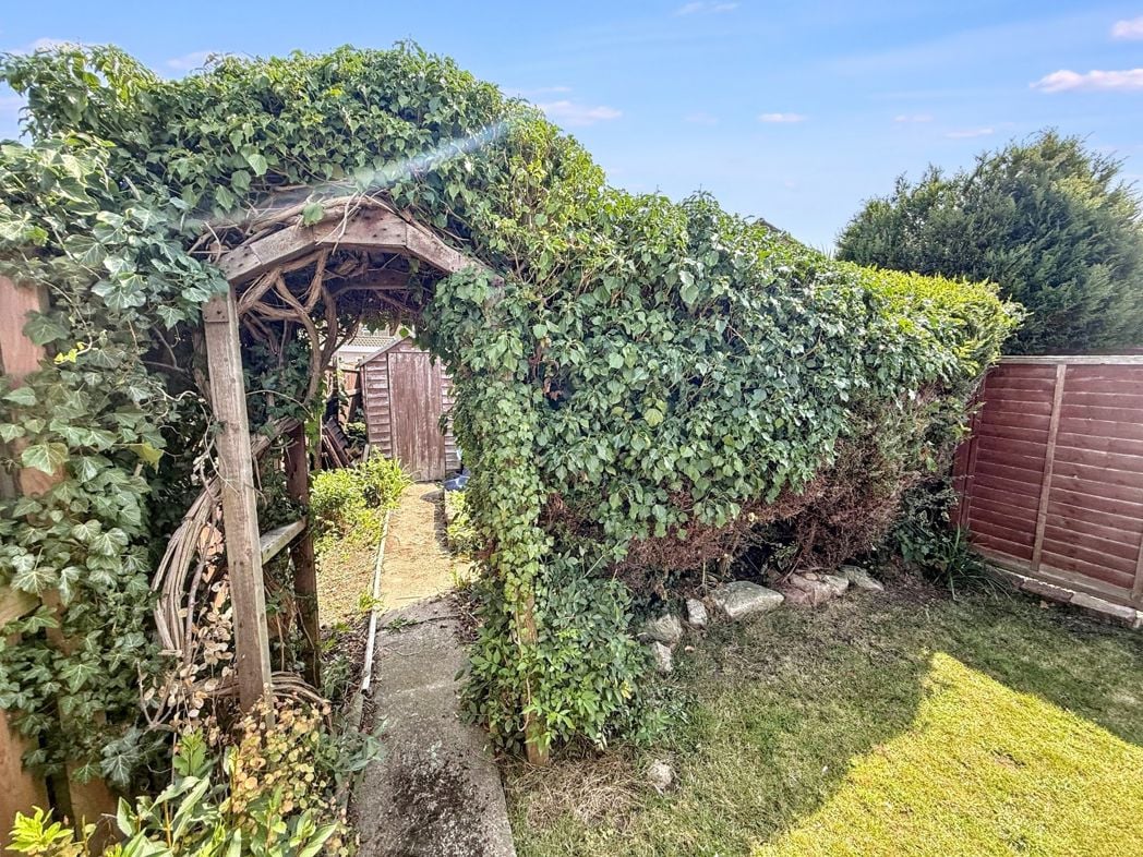 Property image 12 of 16