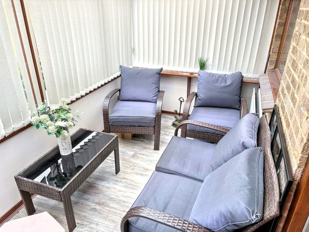 Property image 10 of 16