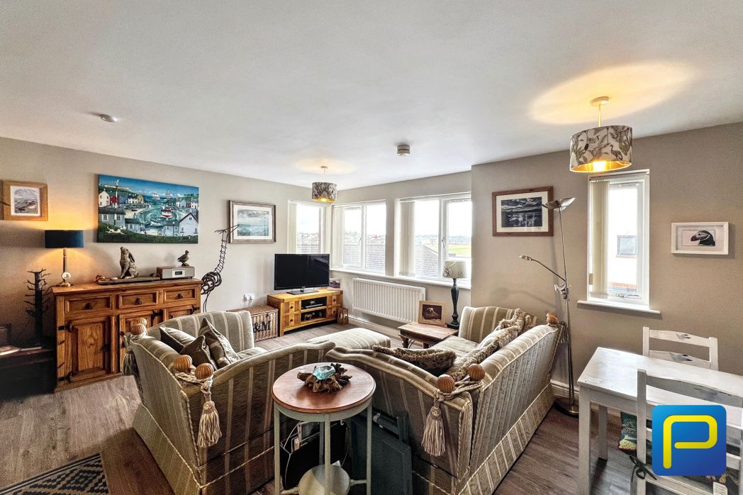Property image 7 of 19