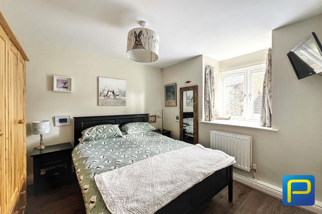 Property image 12 of 19