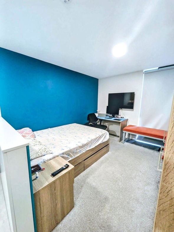 Property image 3 of 9