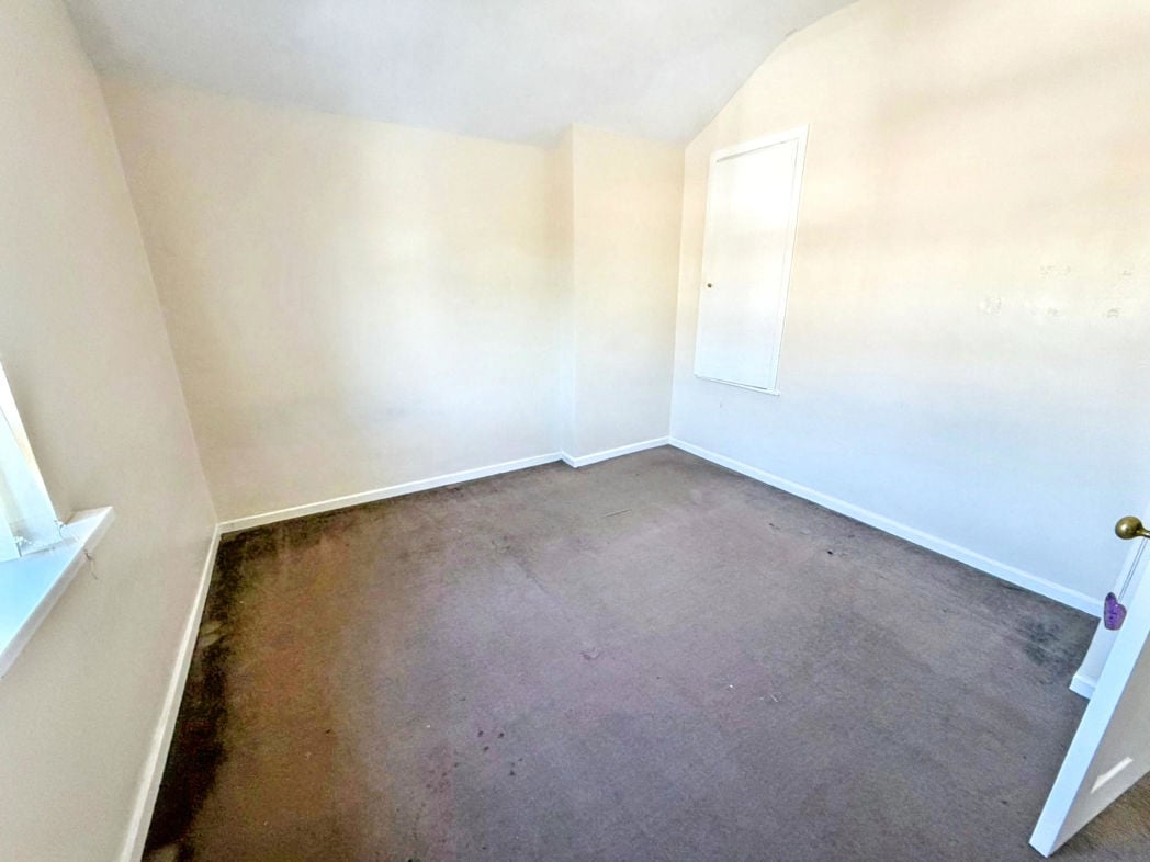 Property image 4 of 8