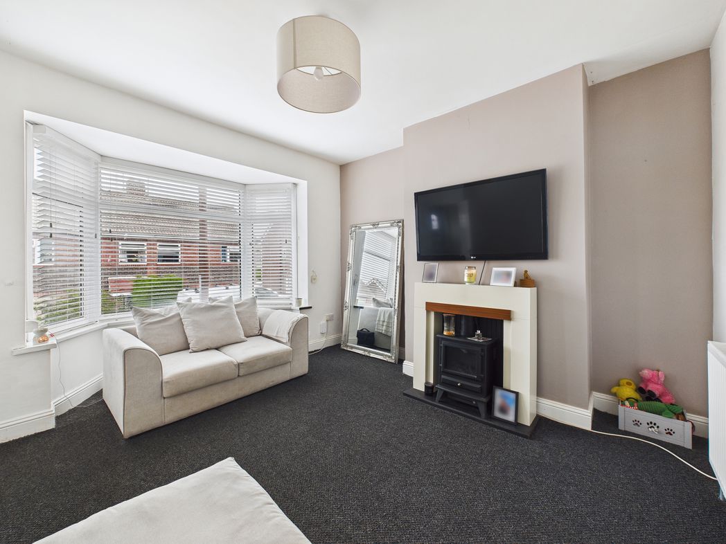 Property image 2 of 11