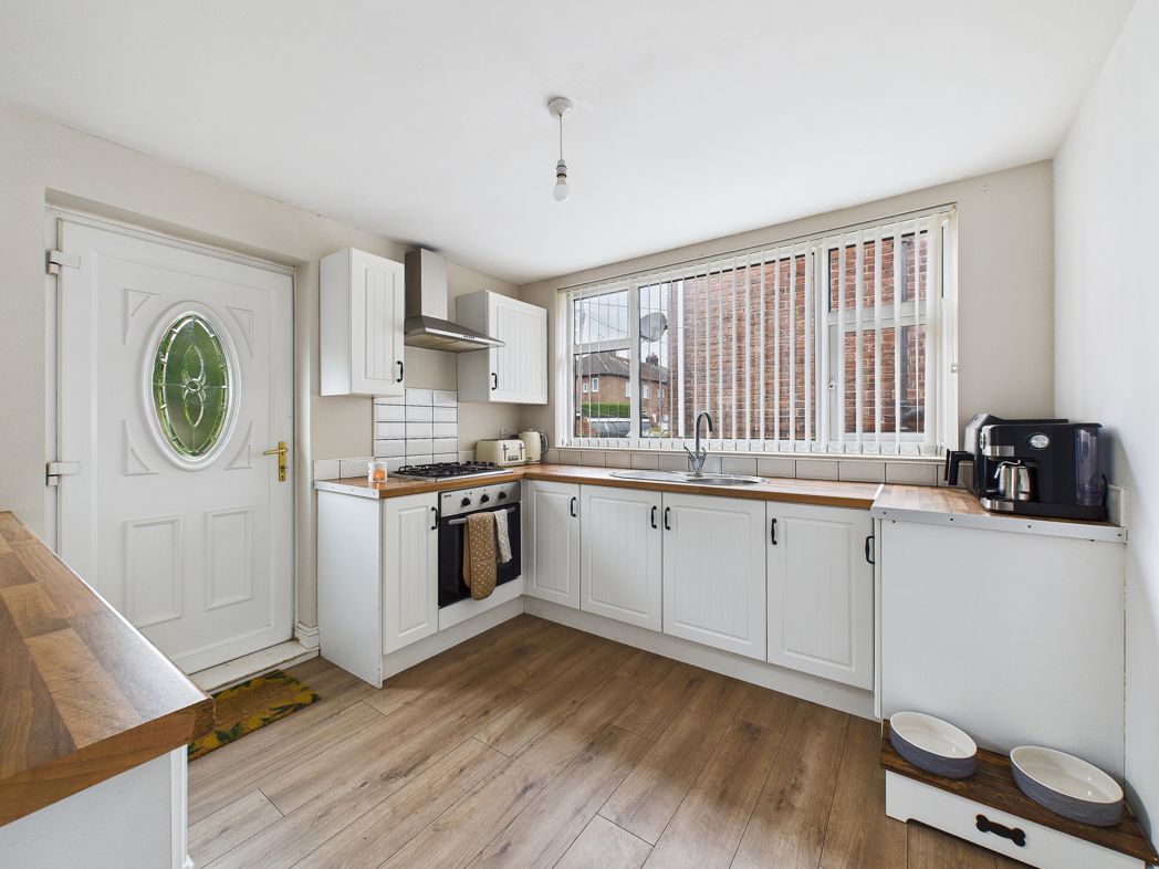 Property image 6 of 11