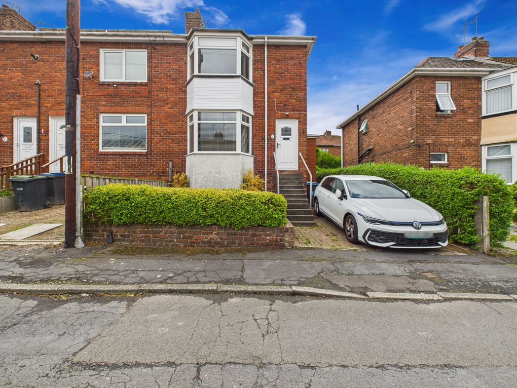 Property image 1 of 11