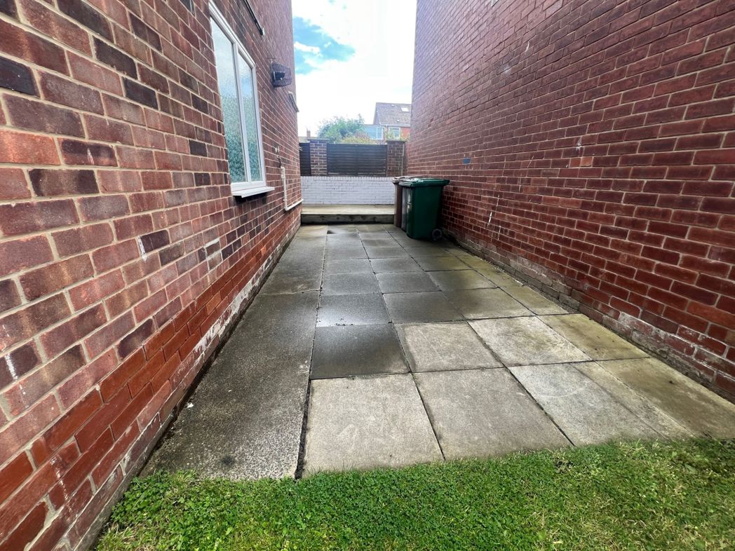 Property image 21 of 23