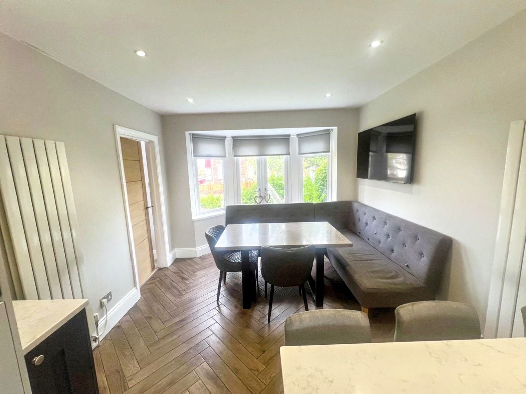 Property image 7 of 23