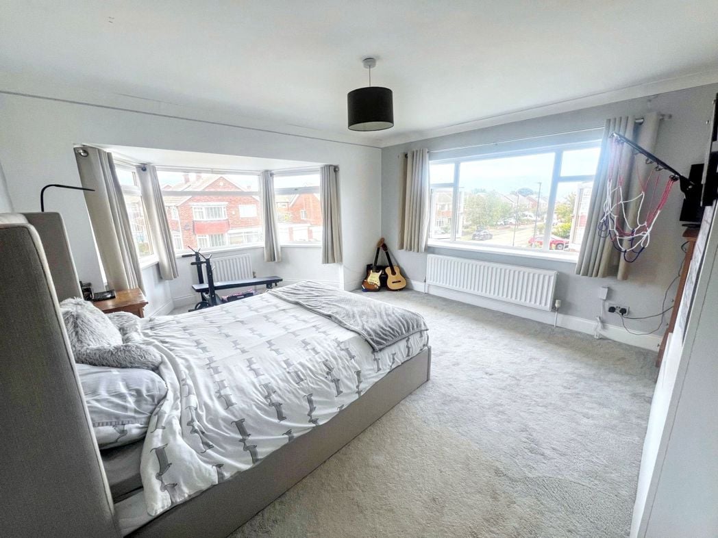 Property image 16 of 23