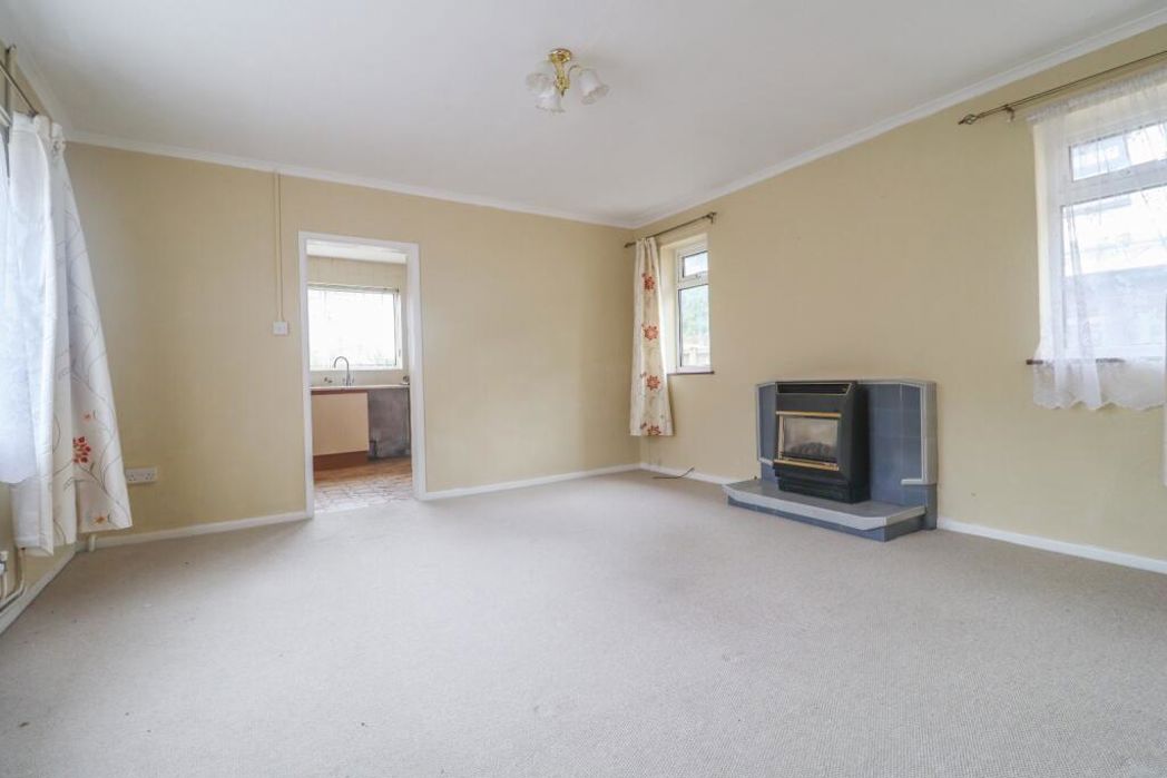 Property image 3 of 11