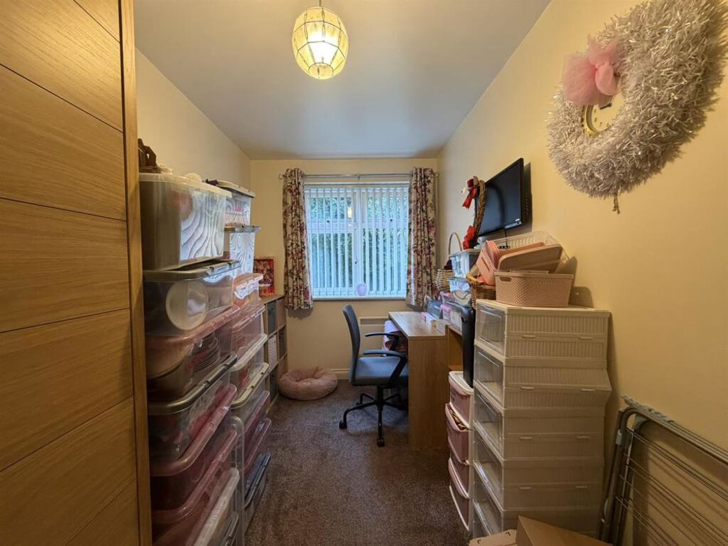 Property image 12 of 15