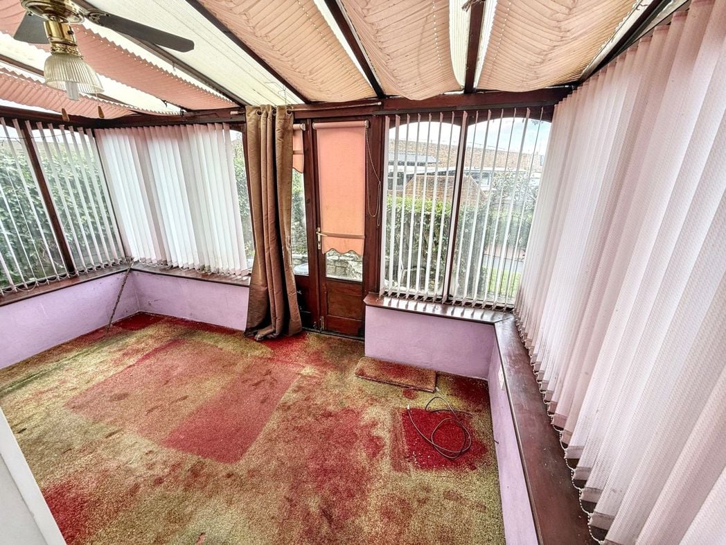 Property image 8 of 17