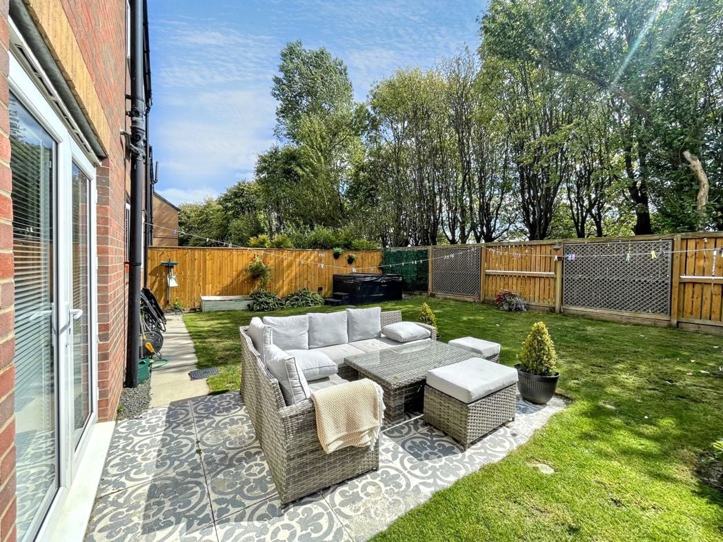 Property image 23 of 27