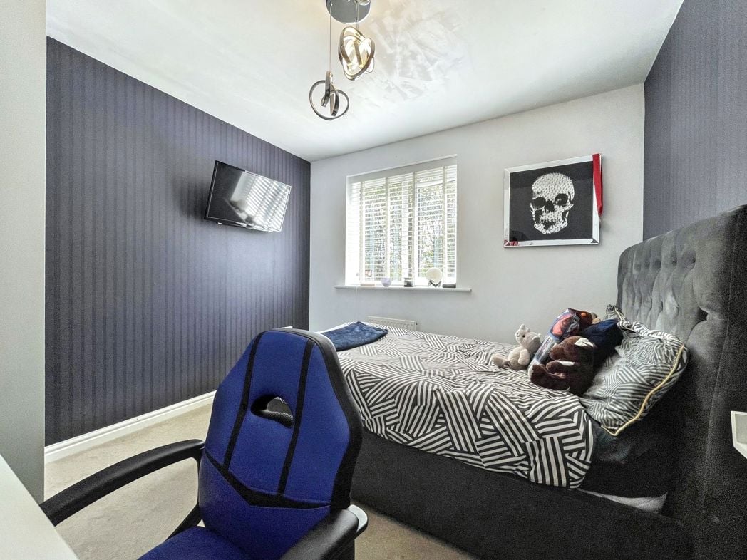 Property image 19 of 27