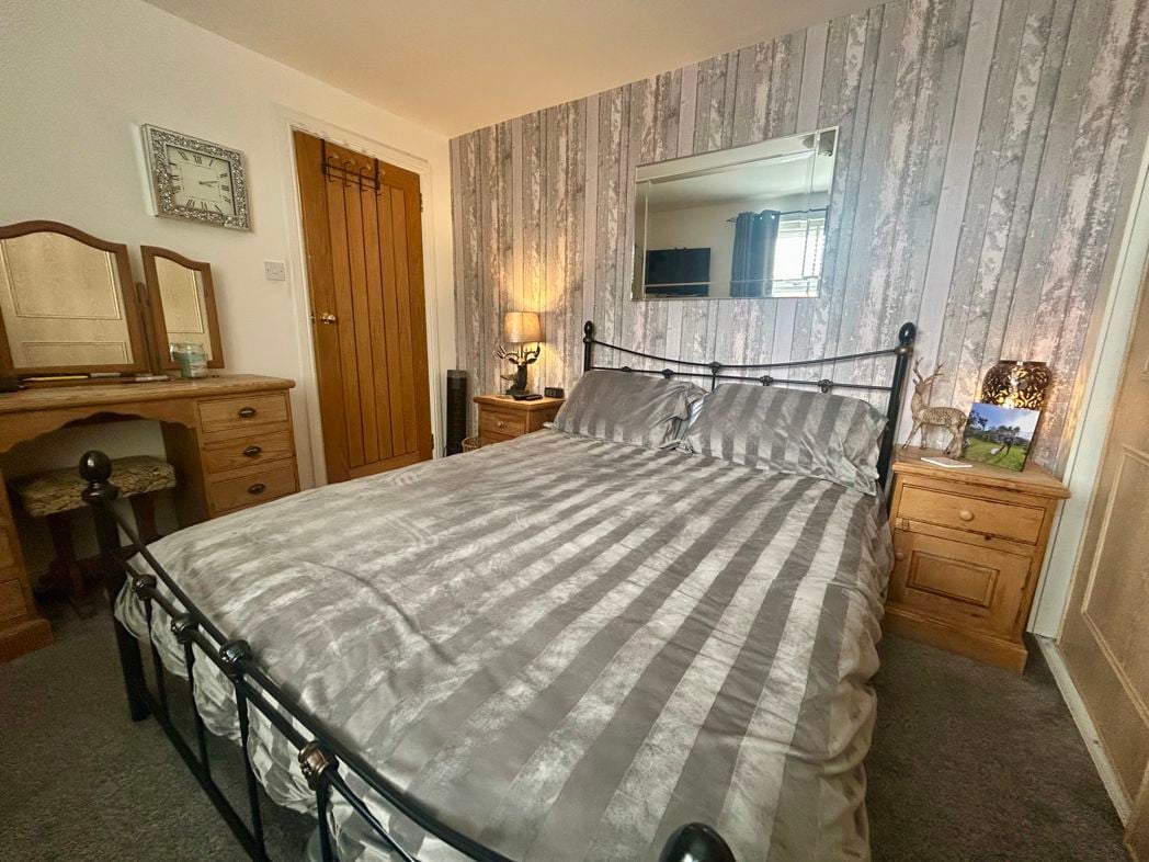 Property image 10 of 34