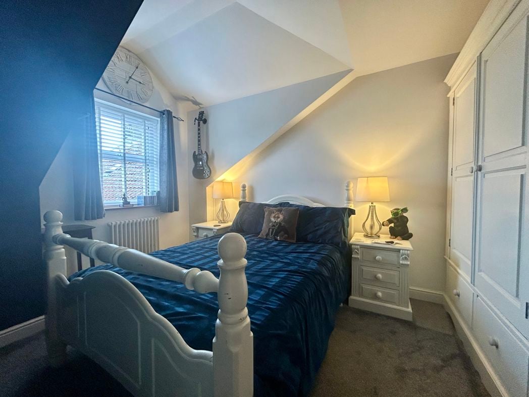 Property image 13 of 34