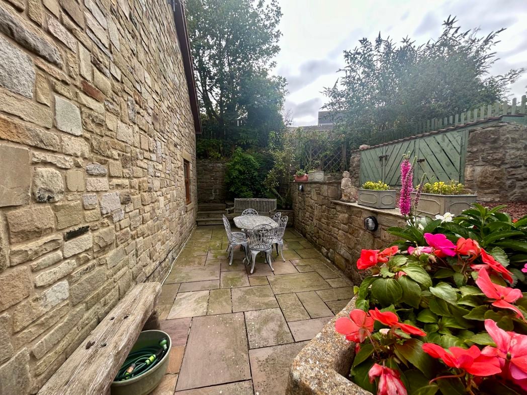 Property image 19 of 34