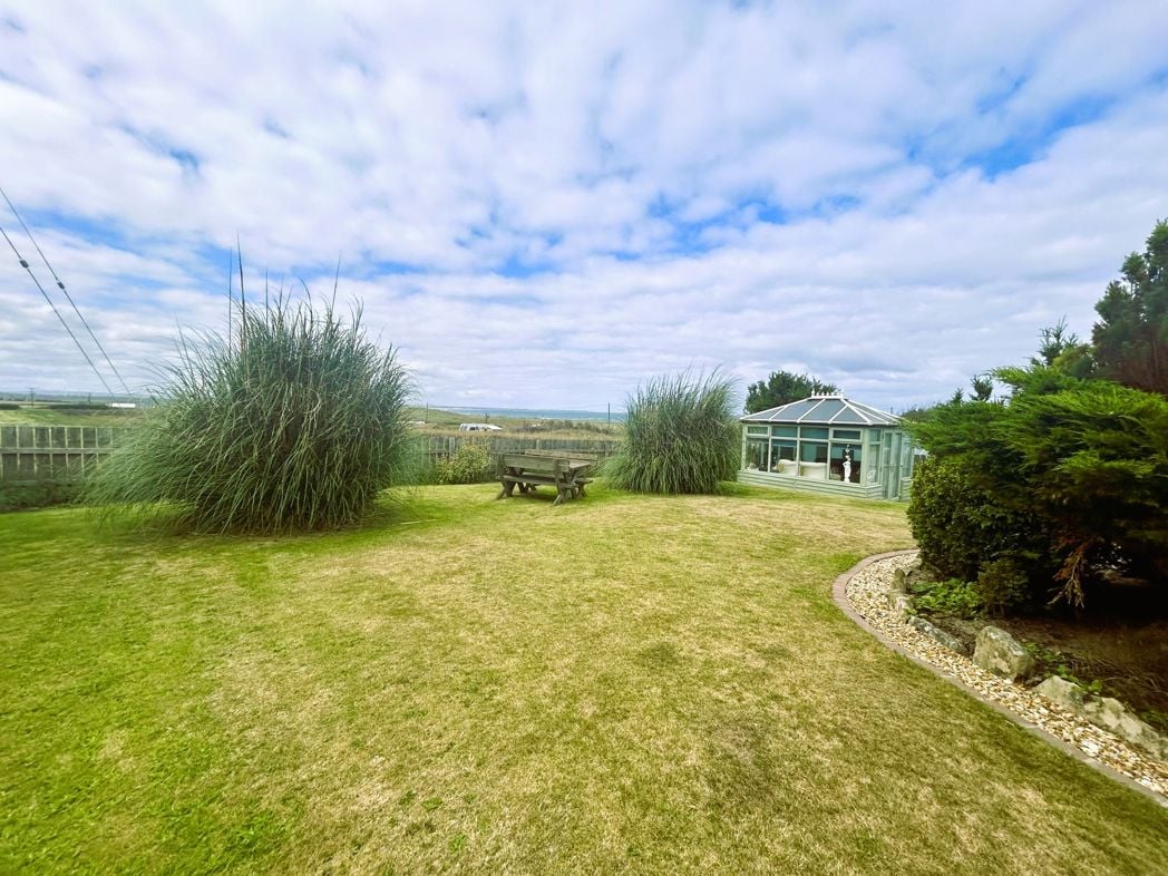 Property image 18 of 34