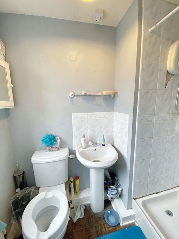 Property image 11 of 19