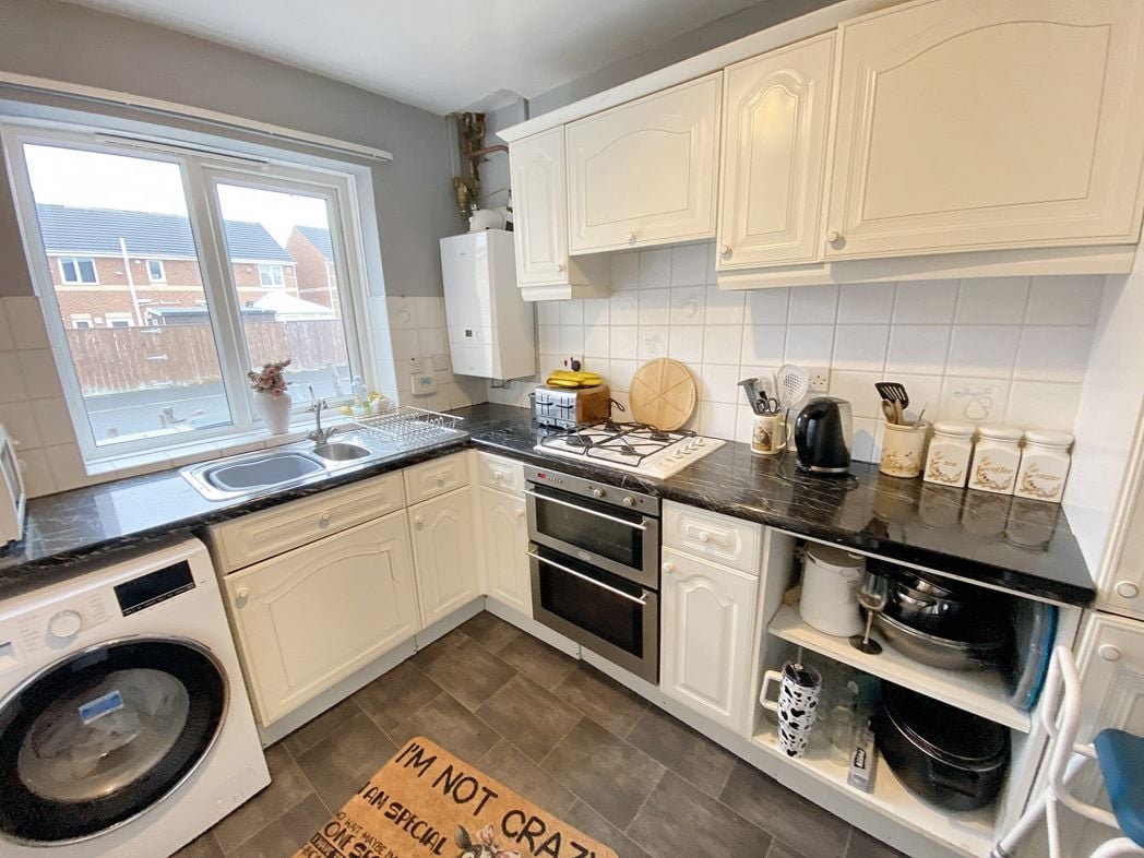 Property image 6 of 19