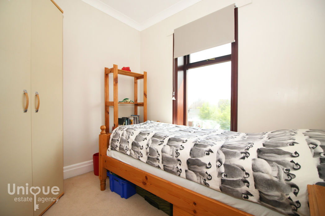 Property image 6 of 17