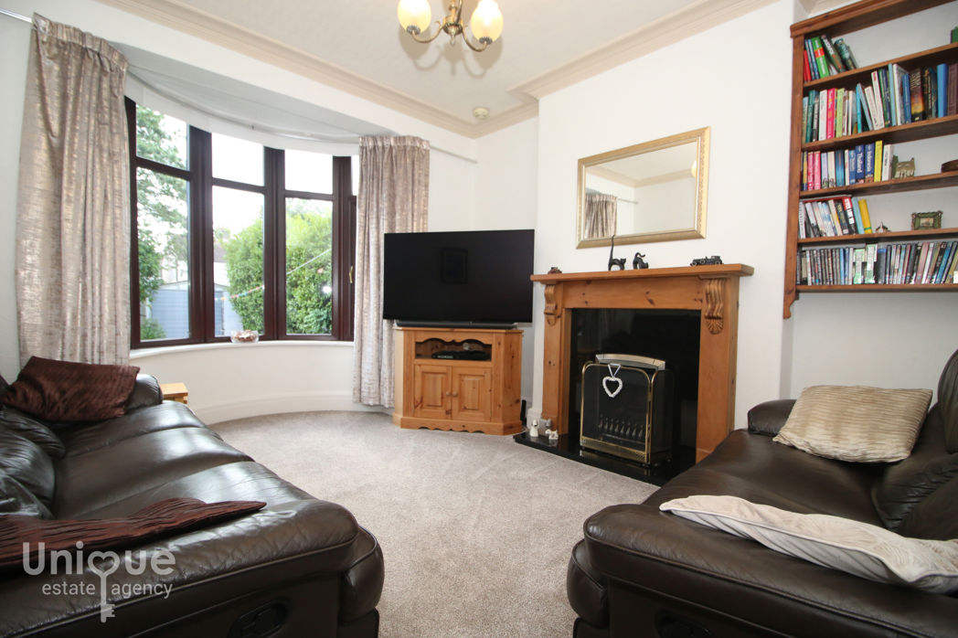 Property image 3 of 17